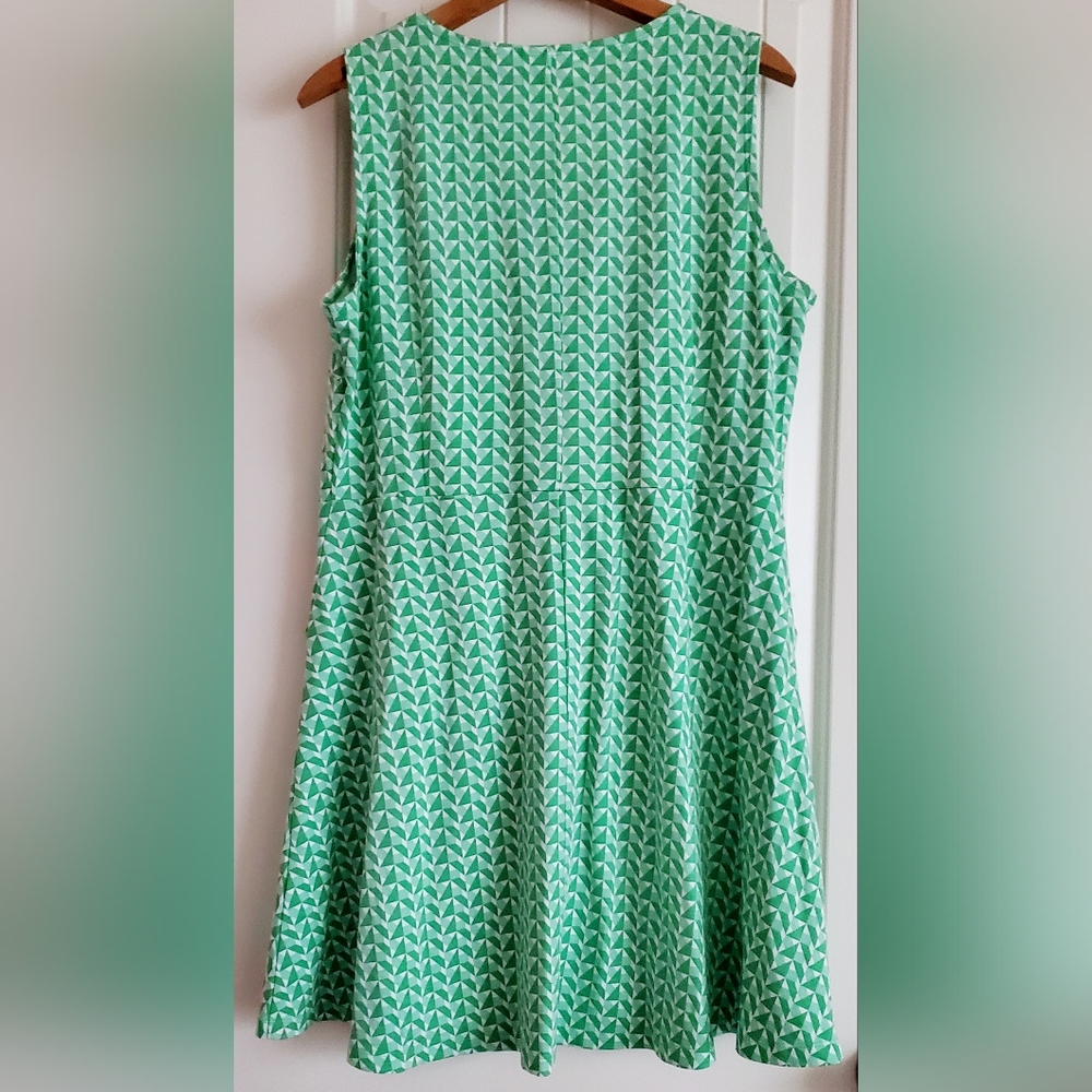 New York & Company green and white geometric print tank dress - Picture 4 of 4